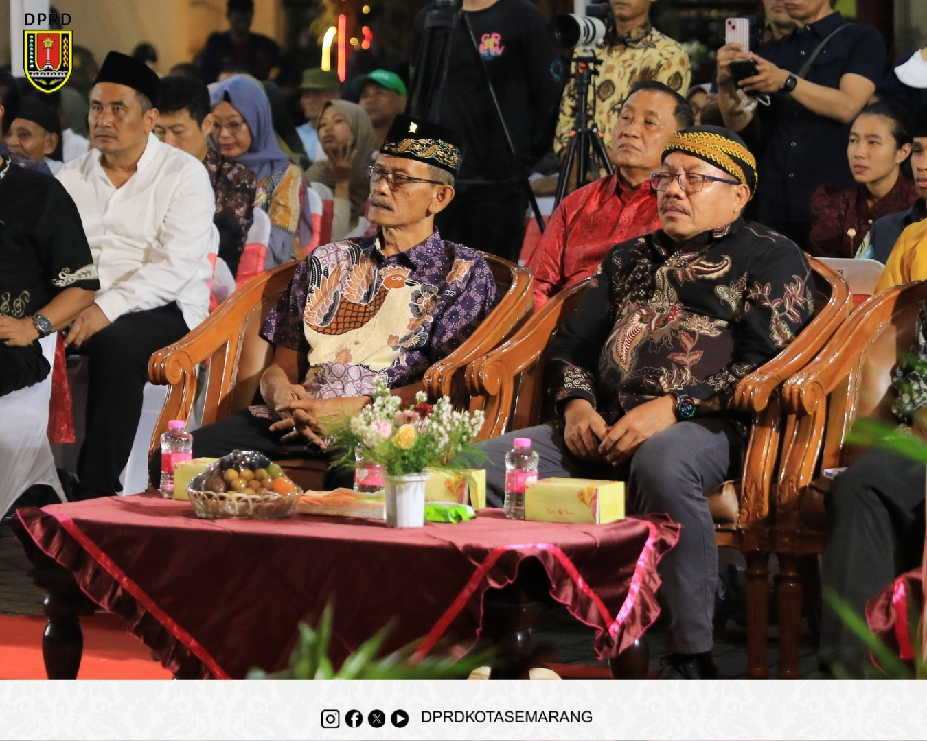 Image Berita Anggota DPRD Kota Semarang, Kusrin dan Anang Budi Utomo, menghadiri kegiatan penyambutan Tahun Baru Islam 1 Muharram 1448 Hijriah 4