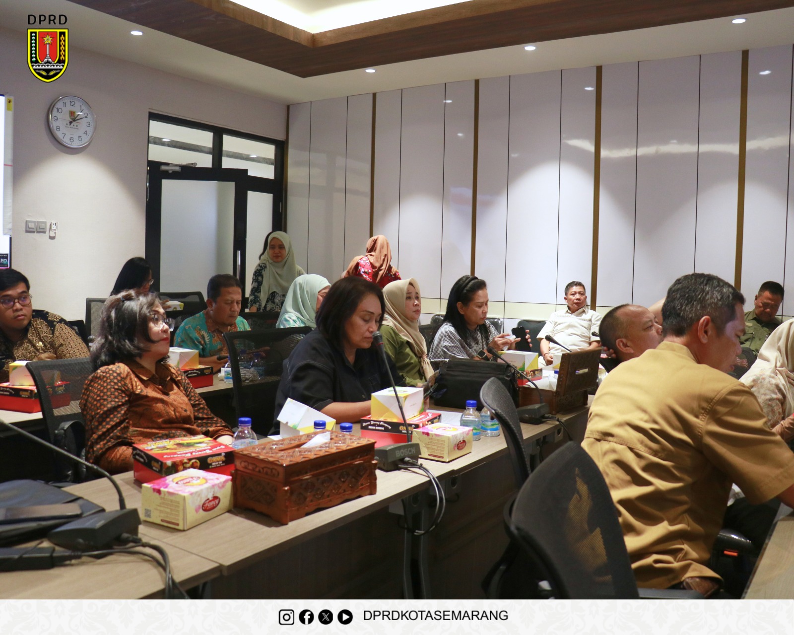 Image Berita RAPAT KONSULTASI PIMPINAN DPRD KOTA SEMARANG 3
