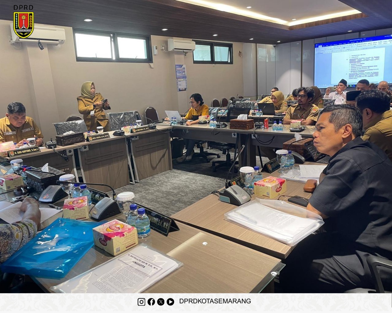 Image Berita Komisi A DPRD Kota Semarang Perkuat Landasan Nilai Kebangsaan dalam Raperda 3